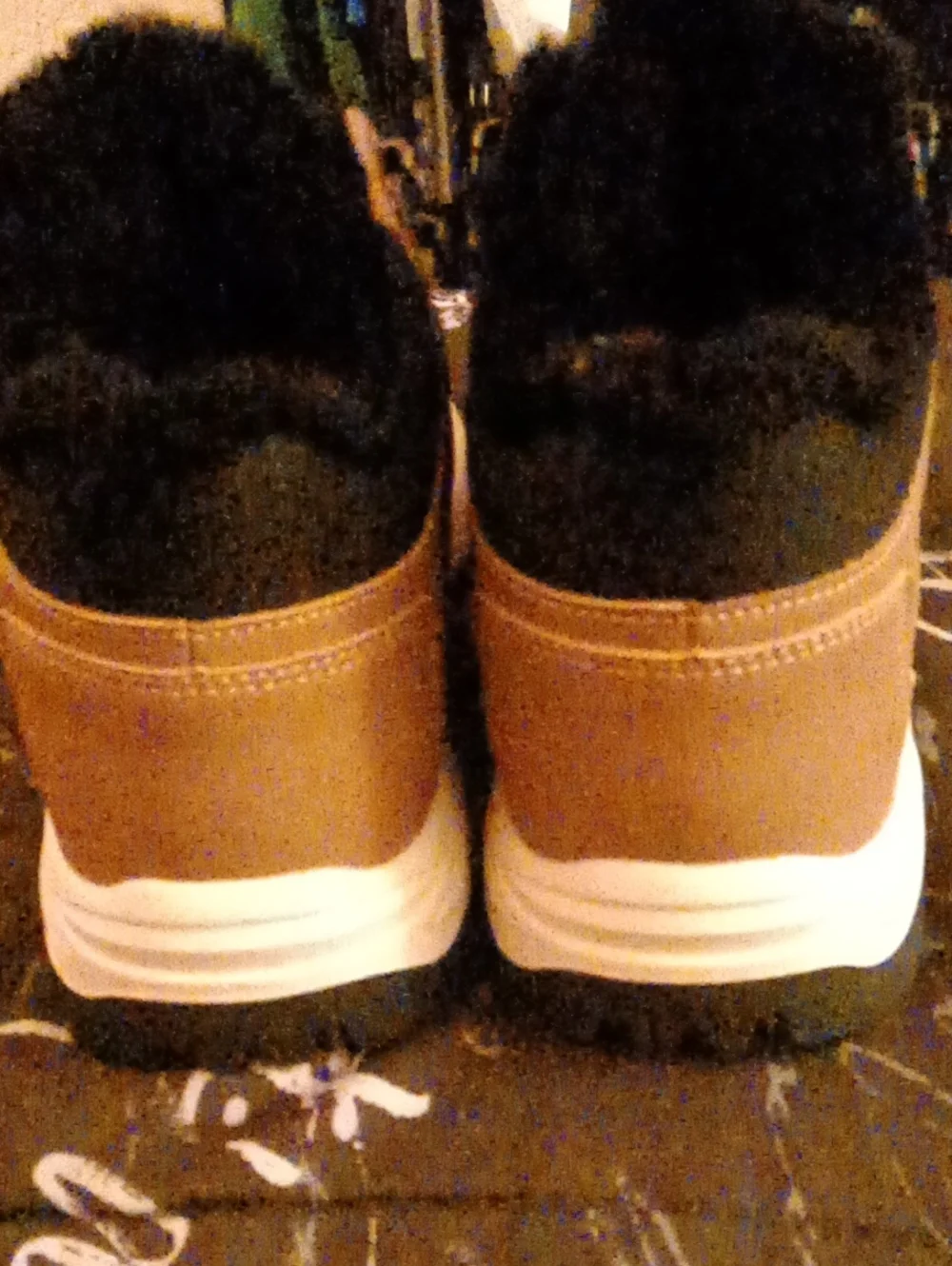 Men’s Tan Lace-Up Winter Boots with Faux Fur Collar